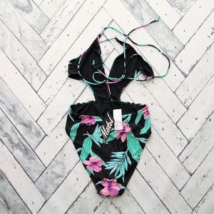 MIA Swim - Motel One Piece Swimsuit Mia Paradise Print MIA Swim - Motel One Piece Swimsuit Mia Paradise Print